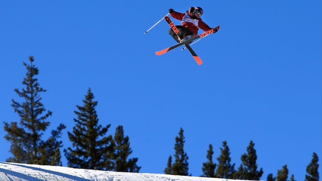 Russ Henshaw in the men's ski slopestyle at the Dew Tour iON Mountain Championships in Colorado