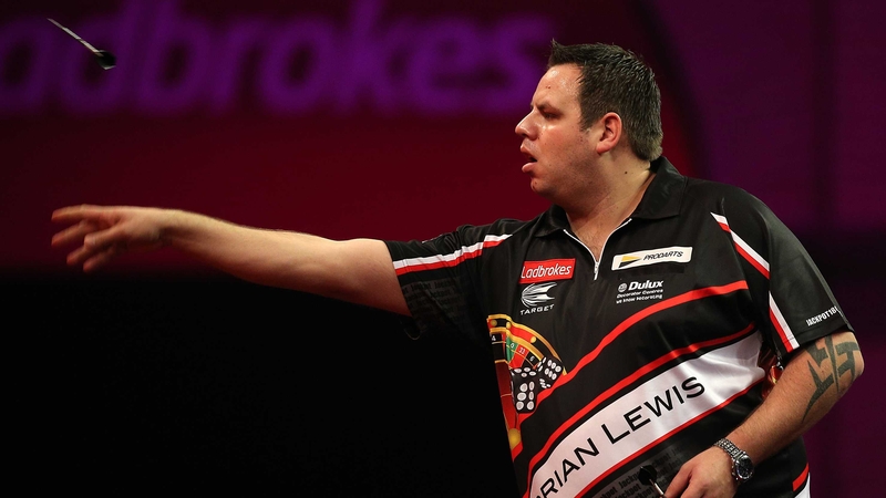 Adrian Lewis had no difficulty in reaching the last 32 at the Ally Pally