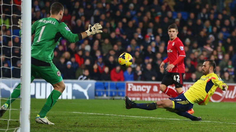 Steven Fletcher scores Sunderland's first goal in the Black Cats' late rally to salvage a point
