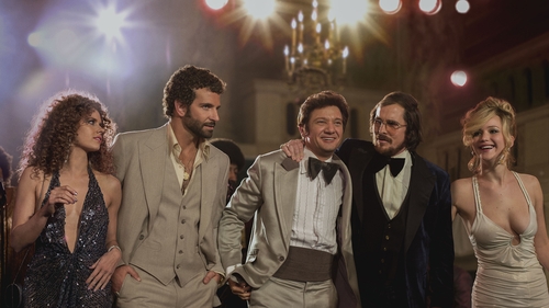 A great ensemble tears it up in a comedy-crime mash-up