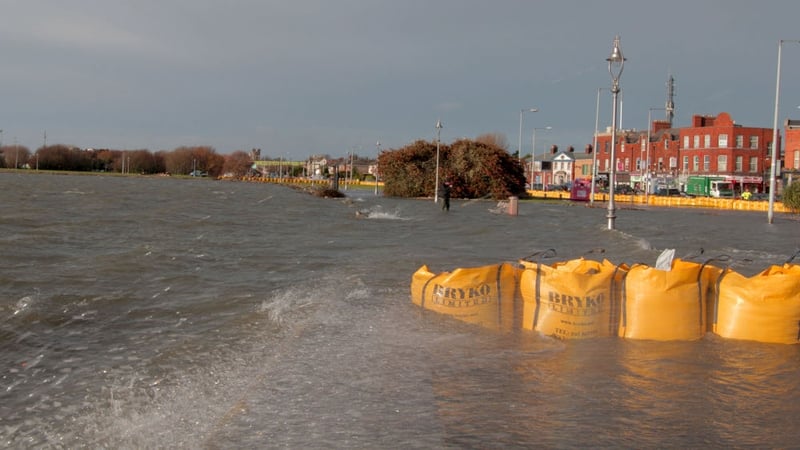 The council says sandbags prevented almost certain flooding on Alfie Byrne Road (Pic: Patrick Smith)
