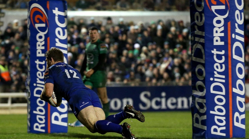 Gordon D'Arcy touched down for Leinster with seven minutes left to play