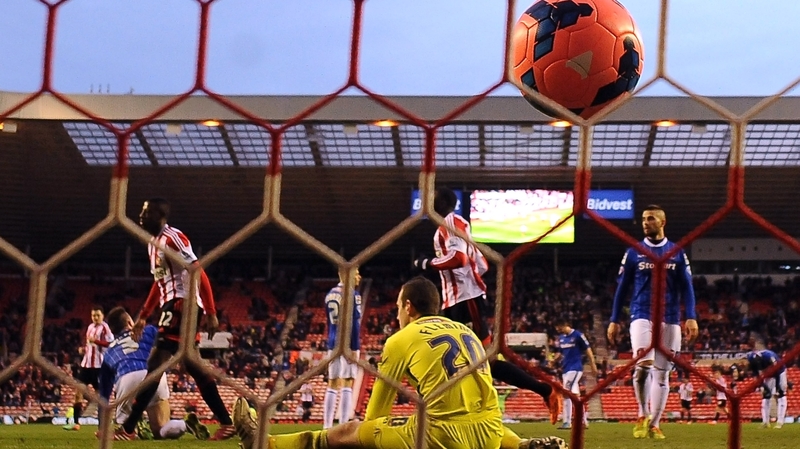 El Hadji Ba (l) scores Sunderland's third goal