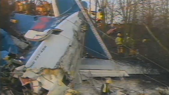 British Midlands aeroplane crash, RTÉ News (1989)