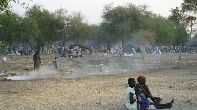 More than 75,000 people have fled violence in Jonglei state and are currently living in desperate conditions in Awerial (Pic: MSF/Jacob Simkin) For more details on what is happening see msf.ie/awerial