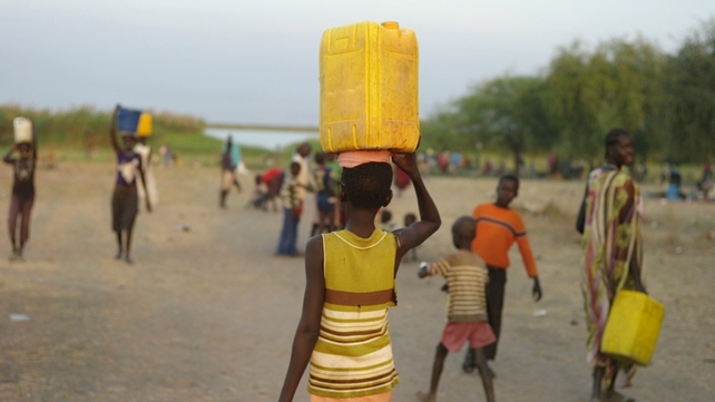 To prevent water-borne diseases, MSF teams are chlorinating water from the Nile and setting up rehydration points (Pic: MSF/Jacob Simkin)
