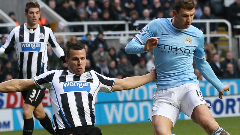 Edin Dzeko agrred deal to keep him at City until at least 2018