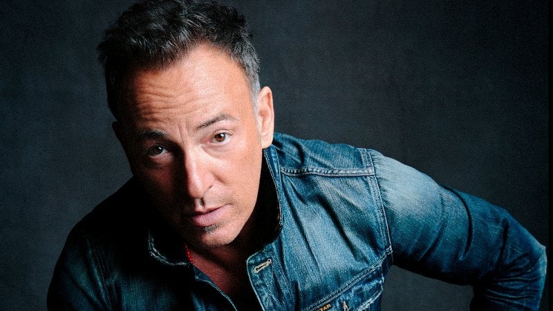 Bruce Springsteen and his wife Patti have contributed to the new online art show in aid of the Jack & Jill Children's Foundation