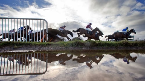 Off The Charts won the Thurles Handicap Hurdle