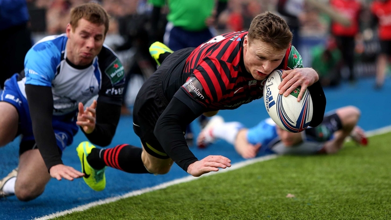 Saracens scored eleven tries as they hammered Connacht