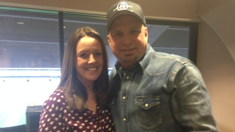 TEN's Suzanne Byrne with Garth Brooks when he announced his Croke Park return