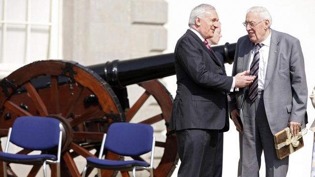 Taoiseach Bertie Ahern and Mr Paisley attend the official opening of the Battle of the Boyne site in Drogheda on 6 May 2008