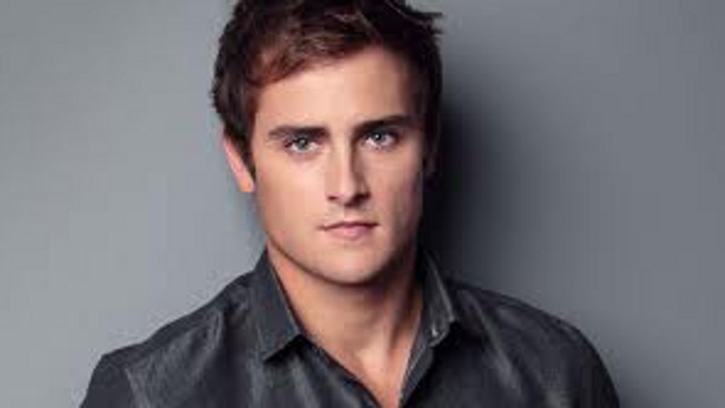 Kyle doesn't know who to choose - Kate or Georgia