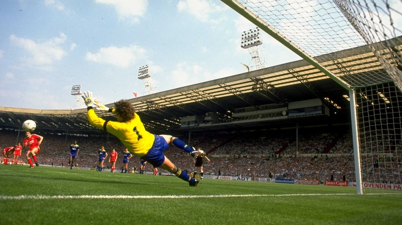 Dave Beasant saves John Aldridge's penalty