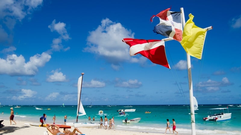 Two teenagers who ran away from school were found on holiday in the Dominican Republic