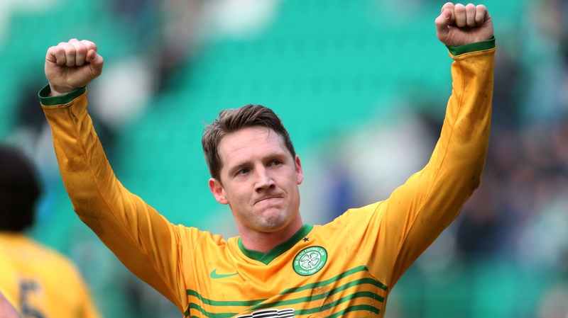 Kris Commons in action for Celtic against Hibernian