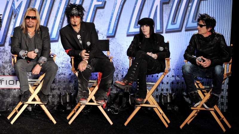 Mötley Crüe - the end is nigh