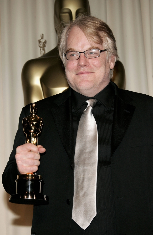 Hoffman winning an Oscar for Best Actor at the 2006 Academy Awards for his performance in Capote
