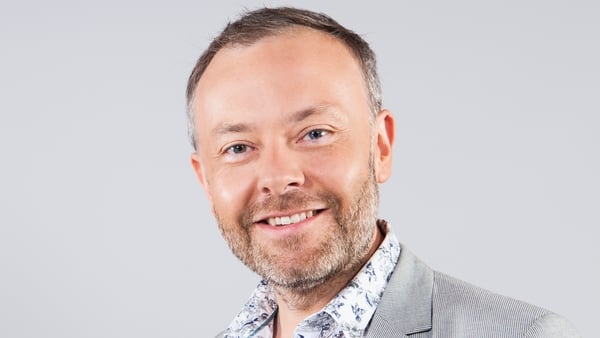 O'Shea is "thrilled" to be staying put in the 2fm schedule