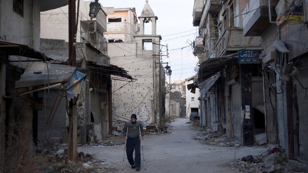 An agreement to deliver humanitarian aid to Homs is under discussion