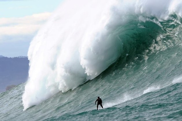 38-year-old Andrew Cotton says he intends to keep surfing despite the fall.