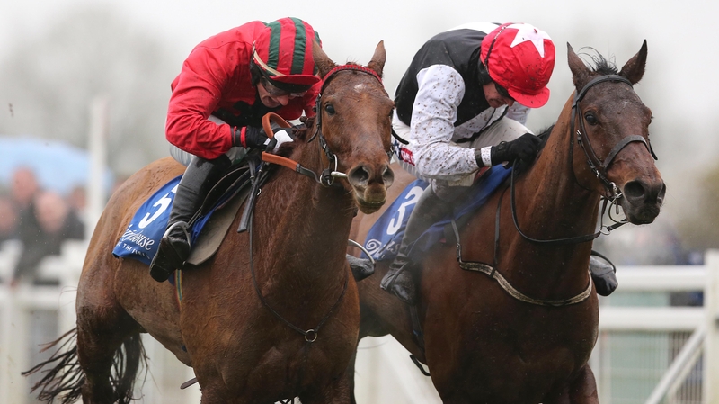 Avondhu l;ady (l) beats Byerley Babe to the post