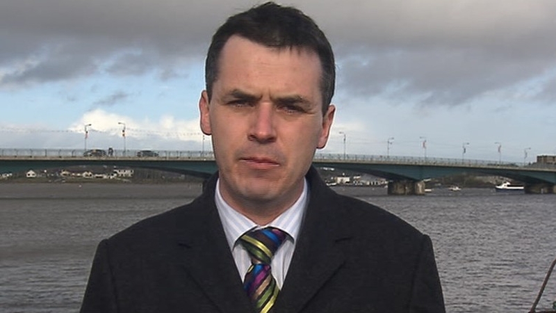 An Coimisinéir Teanga, Rónán Ó Domhnaill