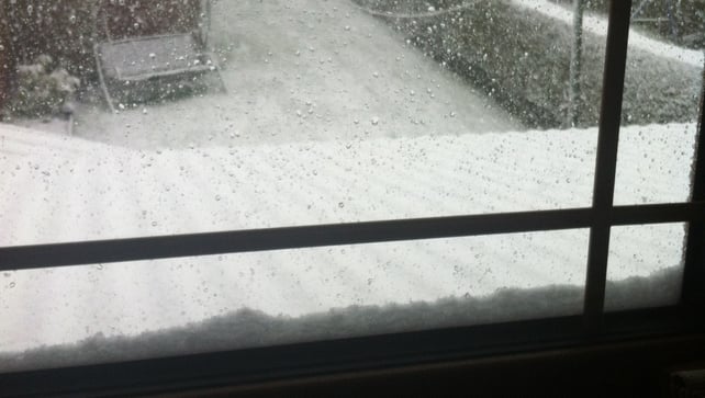 Snow accumulating on a roof in Kingscourt, Co Cavan (pic: Rachel Maguire)