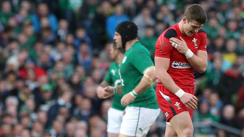 Scott Williams goes off injured on Saturday