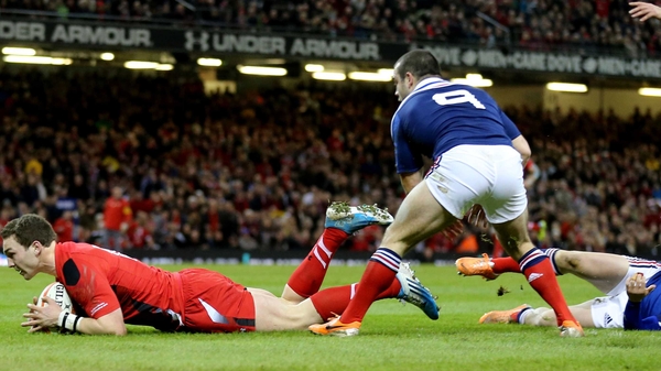 George North scores the game's opening try