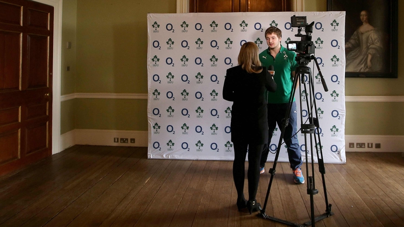 Iain Henderson speaks to the press at Carton House