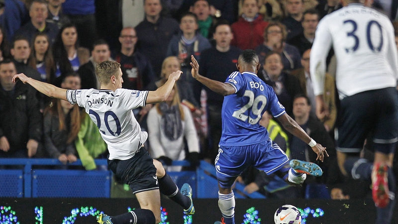 Samuel Eto'o gives Chelsea the lead against Tottenham