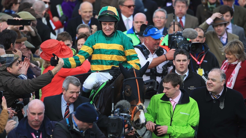Barry Geraghty aboard Jezki in 2014
