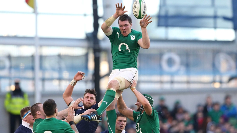 Peter O'Mahony starts for Ireland as they attempt to win the 6 Nations title