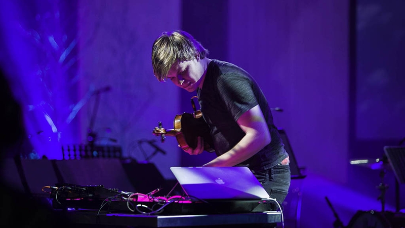 Ó Drónaí - Part of May line-up