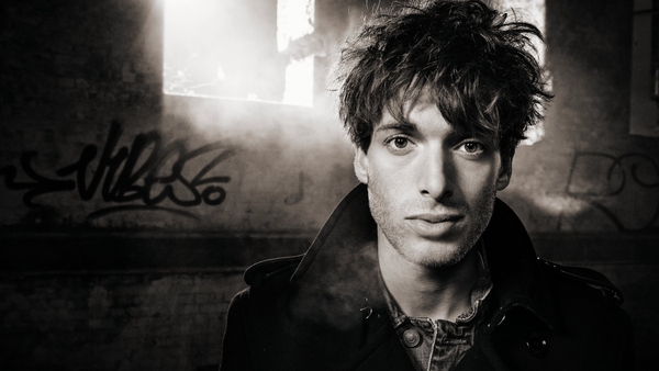 Paolo Nutini is dating fellow Scot Amber Anderson