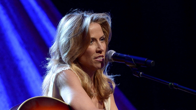 Sheryl Crow: "I couldn't move without people wanting to get a picture of what I looked like in my lowest moments."