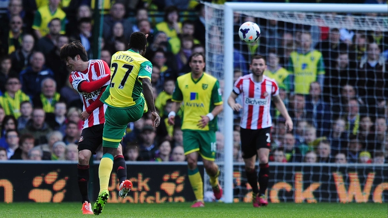 Alex Tetley scores Norwich's second goal
