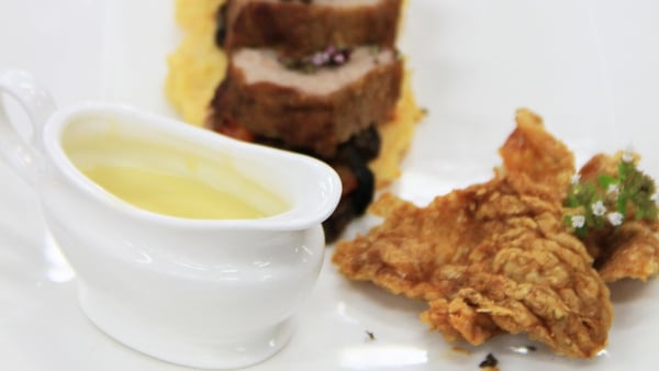 Pork with juniper sauce