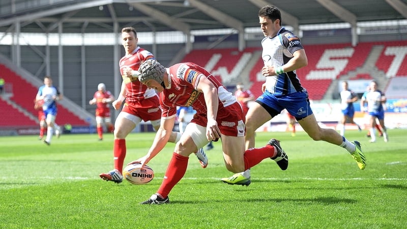 Jonathan Davies scored the game's opening try for Scarlets