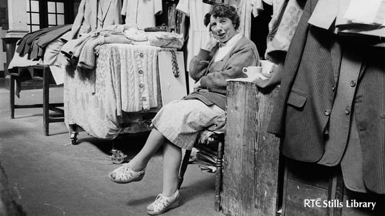 Woman in Iveagh Market, Dublin in 1986 but who is she?