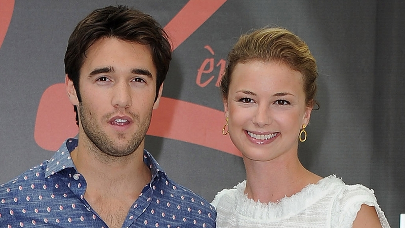 Revenge stars Joshua Bowman and Emily VanCamp