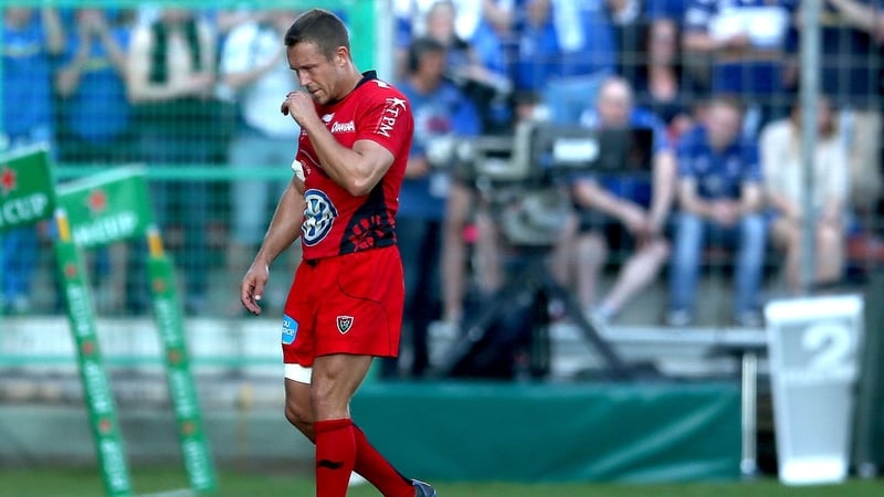 Jonny Wilkinson injured his hamstring playing against Leinster