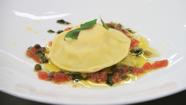MC TX12 - Smoked haddock + egg yolk ravioli with l