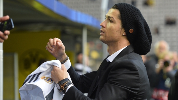 Is Cristiano Ronaldo rocking a new set of dreadlocks?? Find out at 7:45pm