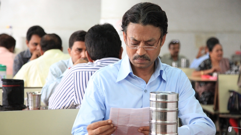 Burn after reading - Saajan (Irrfan Khan) reads the included note before he tucks into lunch cooked by a stranger.
