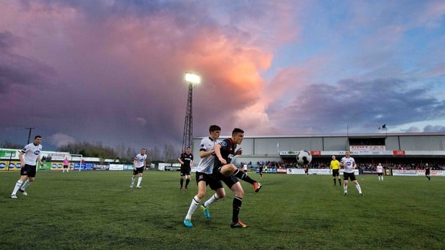 Dundalk's Sean Gannon takes on Enda Curran of Derry City at Oriel Park