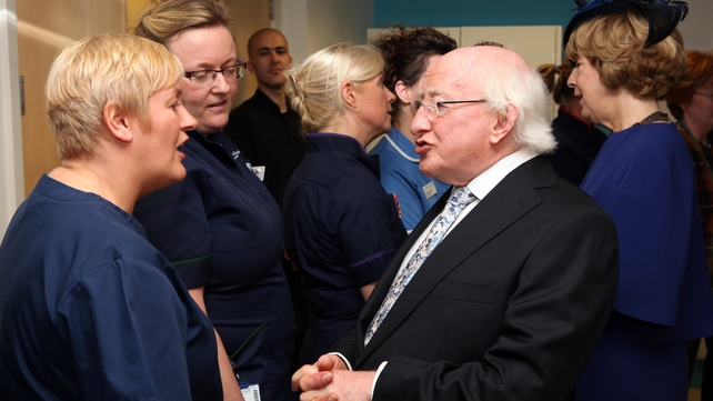 The President chats with Irish nursing staff at UCLH
