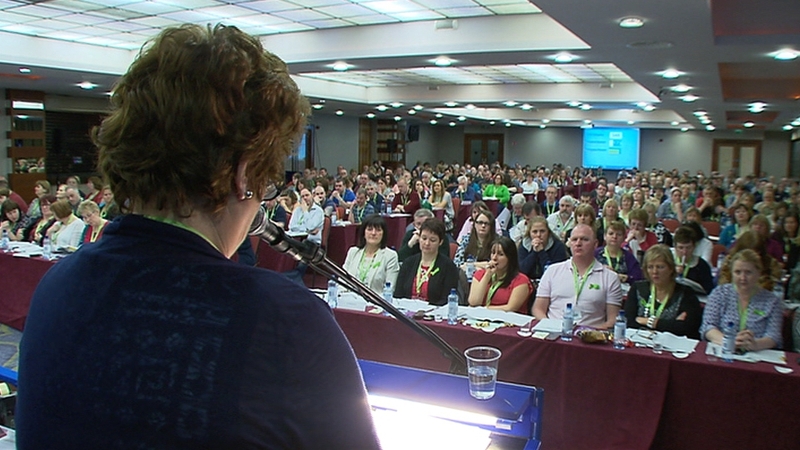 The CPSU wants the Government to restore pay for those earning less than €35,000