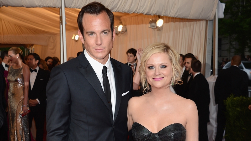 Arnett files for divorce from Poehler